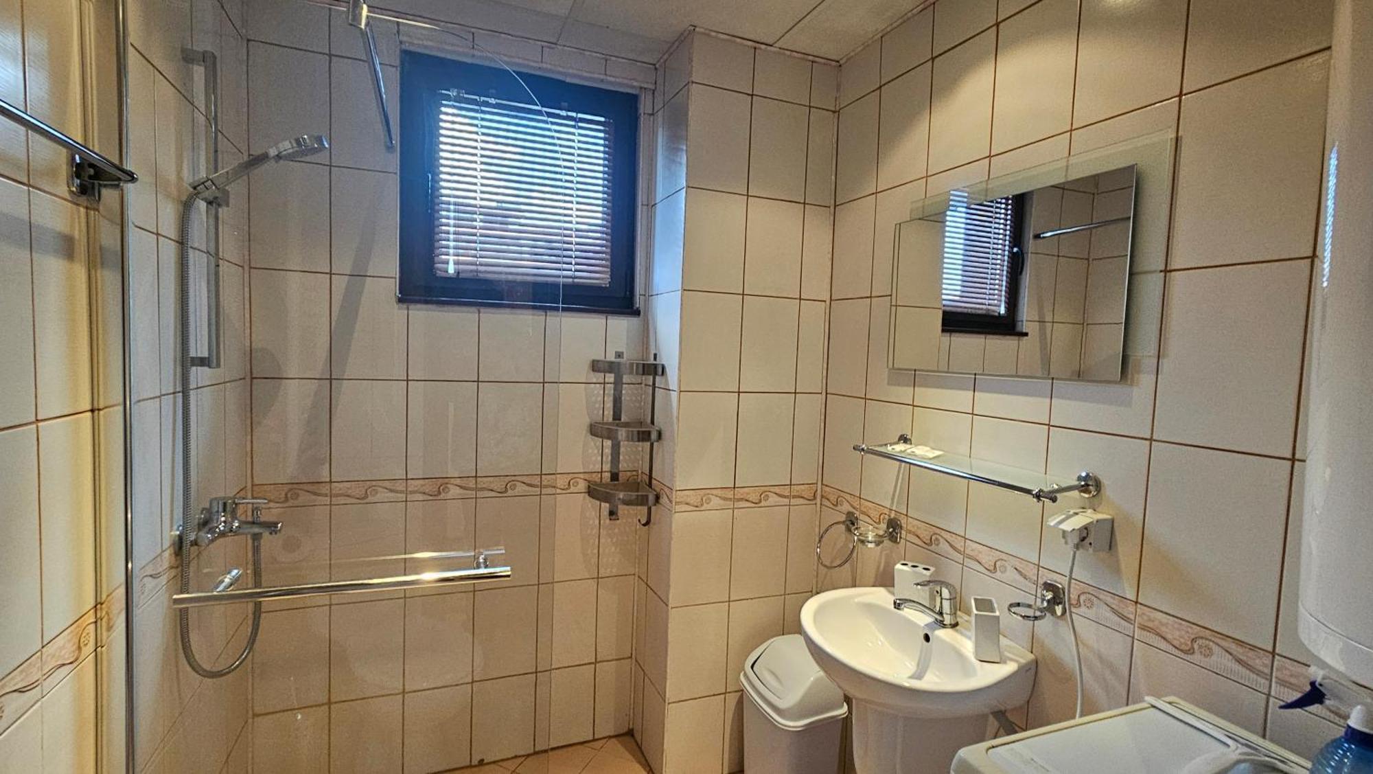 Ramada 2 Boutique Apartment Near Ski Road Банско Экстерьер фото
