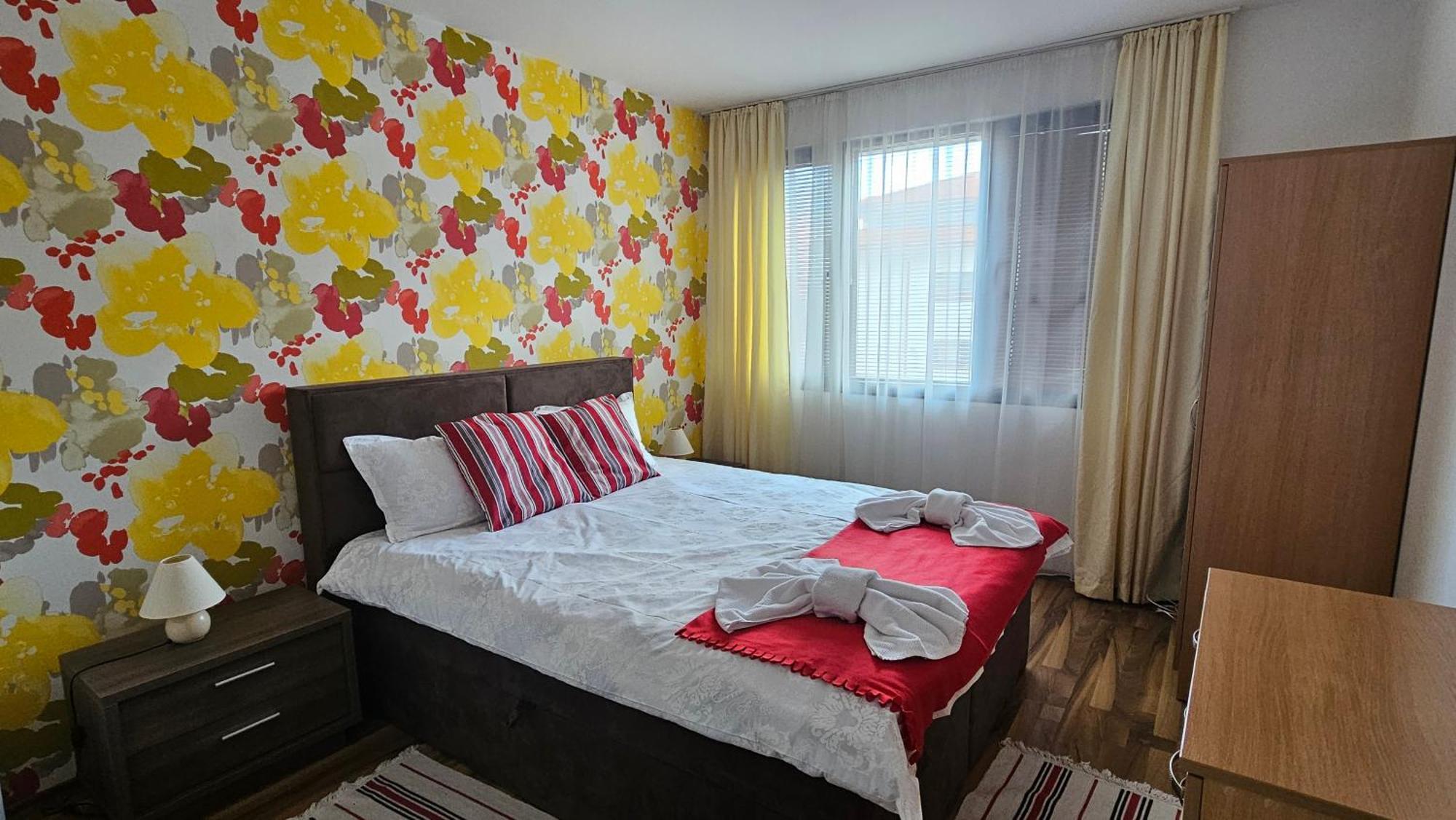 Ramada 2 Boutique Apartment Near Ski Road Банско Экстерьер фото
